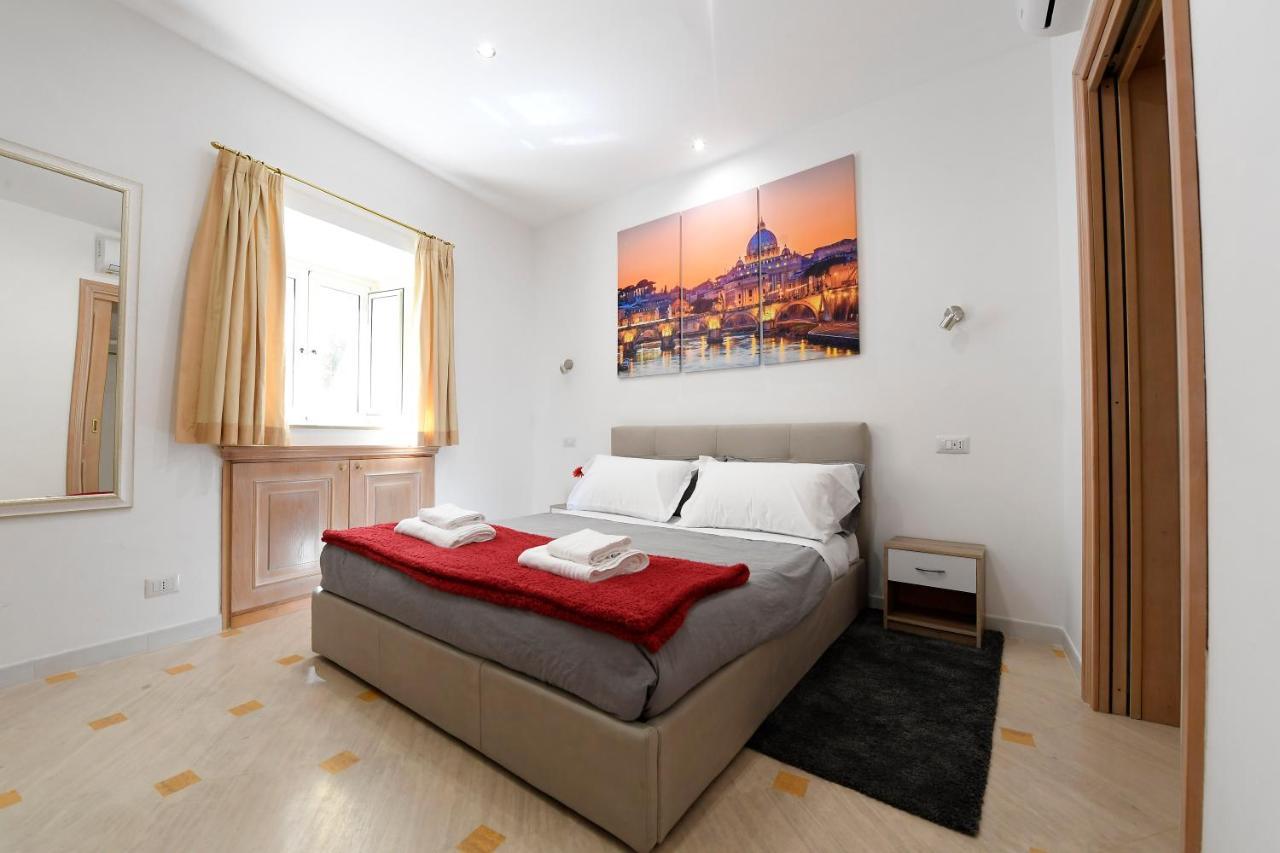 La Casa Degli Osti 2 - Piazza Navona Lägenhet